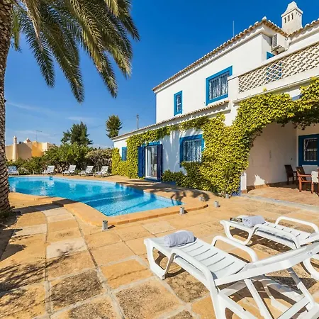 Casa Oeste - Castelo Vakantiehuis *