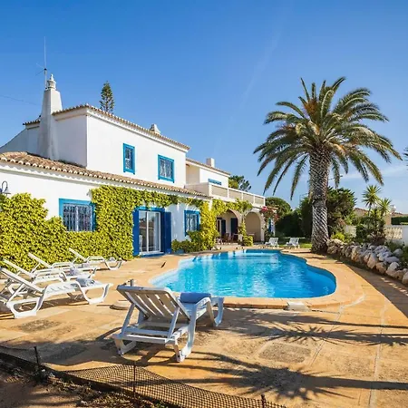 Casa Oeste - Castelo Feriehus Albufeira