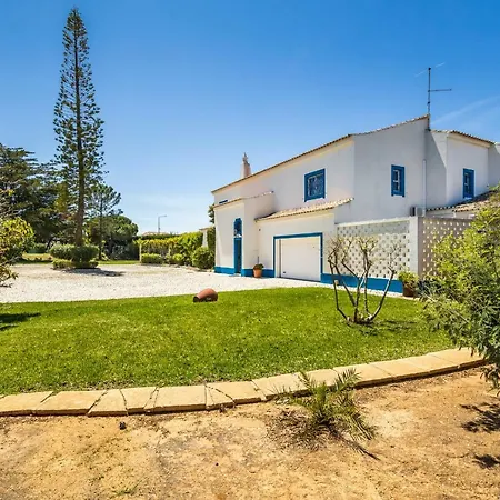 Casa Oeste - Castelo *